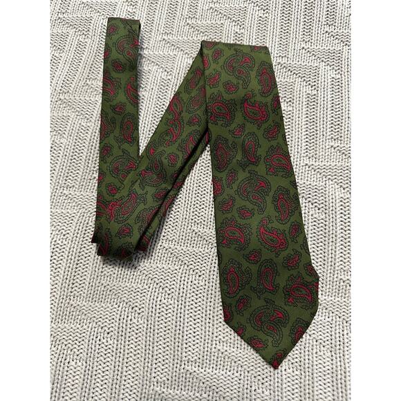 Vintage Macy's green and red paisley silk tie - Picture 1 of 5